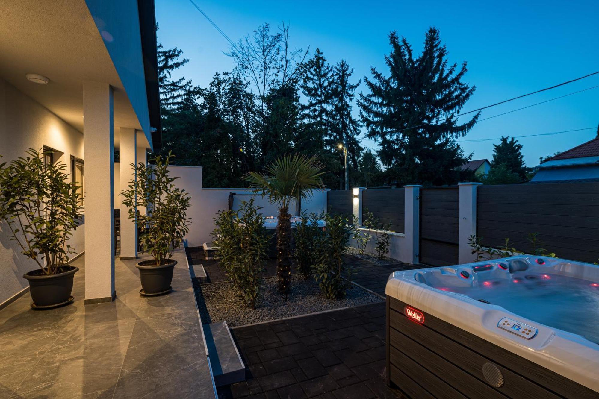 Apartment Balatonic Moon&sun Apartmanhaz *