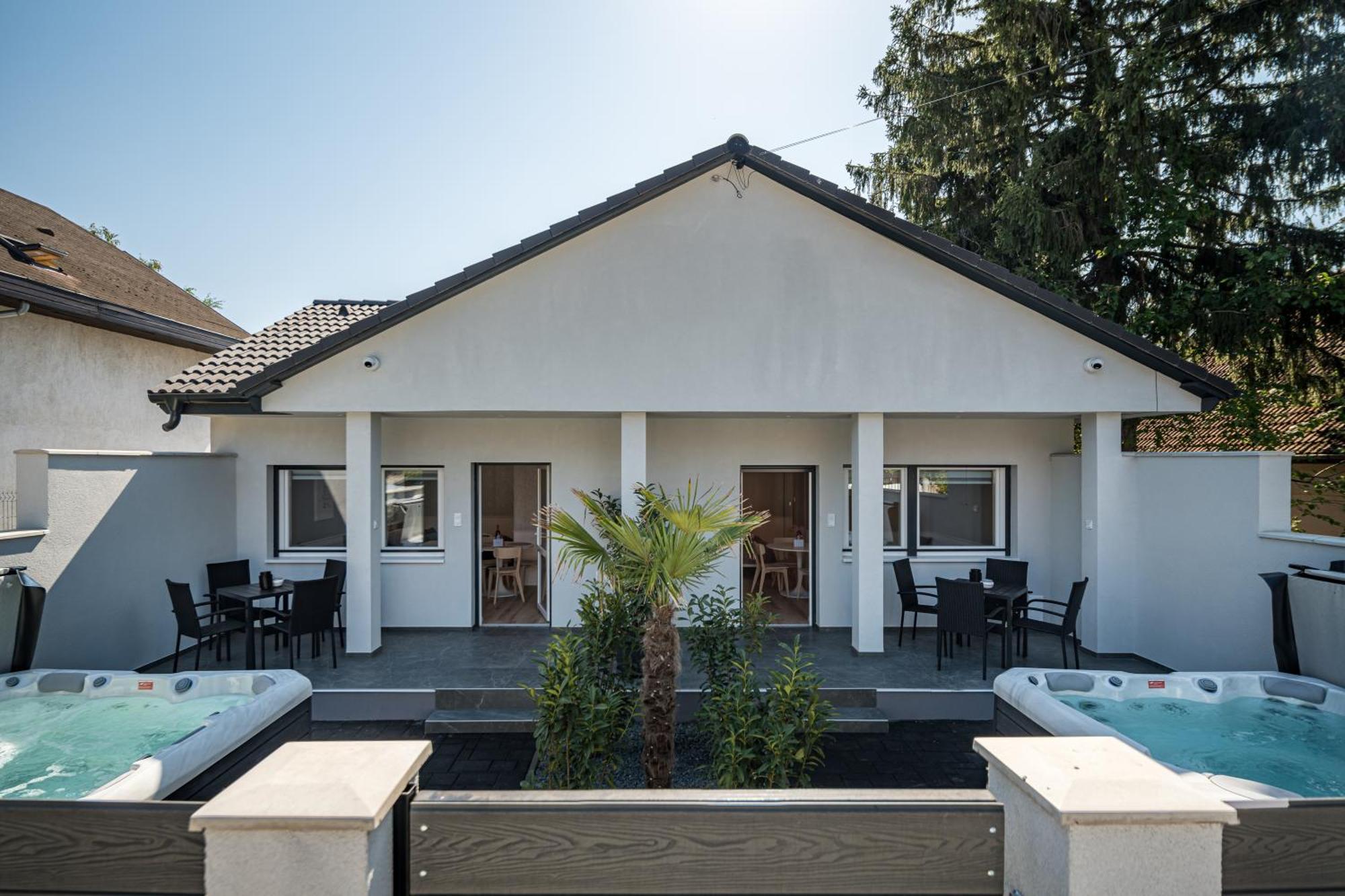 Apartment Balatonic Moon&sun Apartmanhaz *