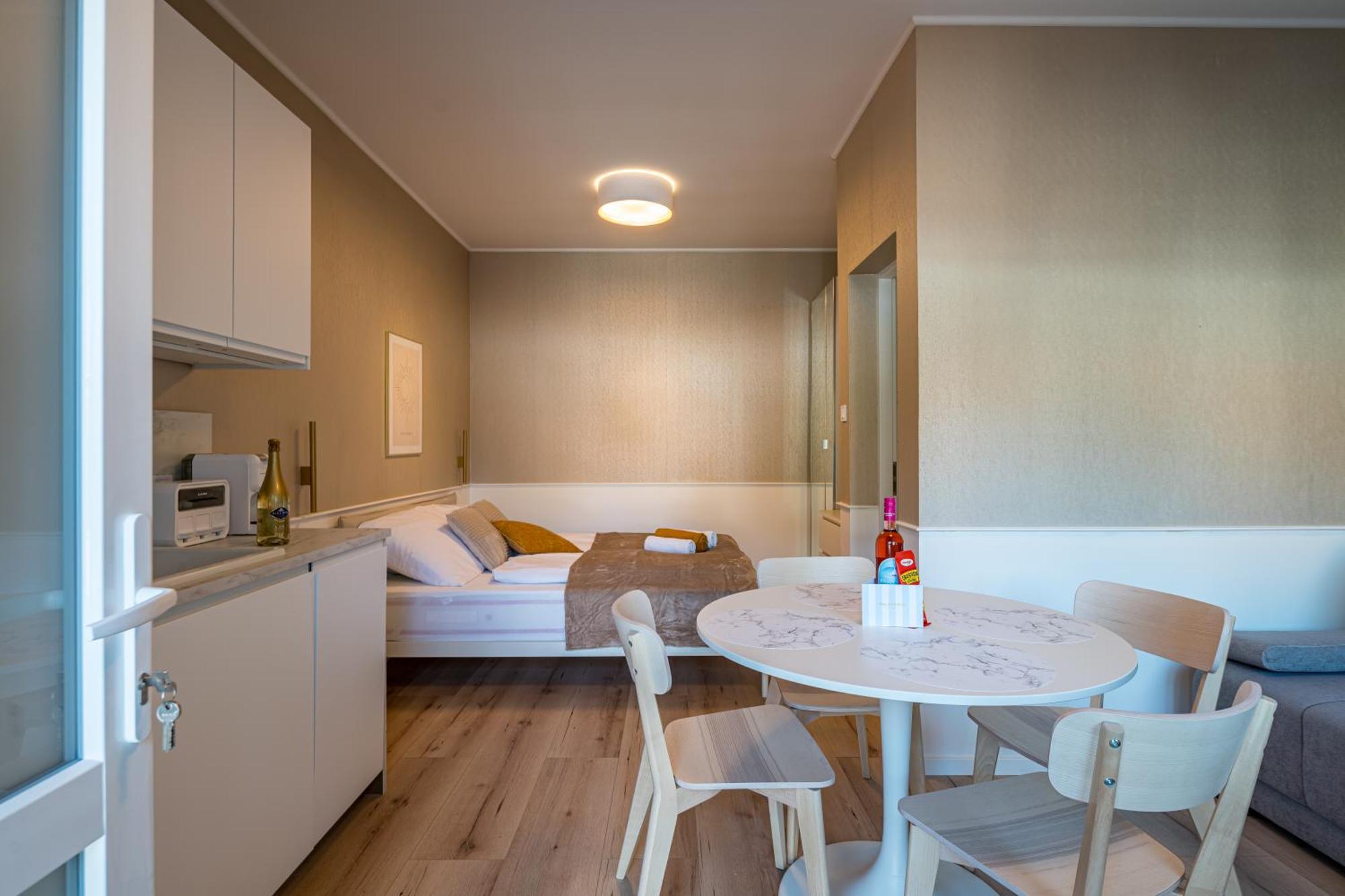 Balatonic Moon&sun Apartmanhaz Apartment Siofok
